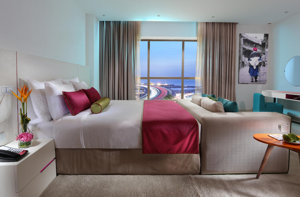 Ramada Hotel and Suites by Wyndham JBR
