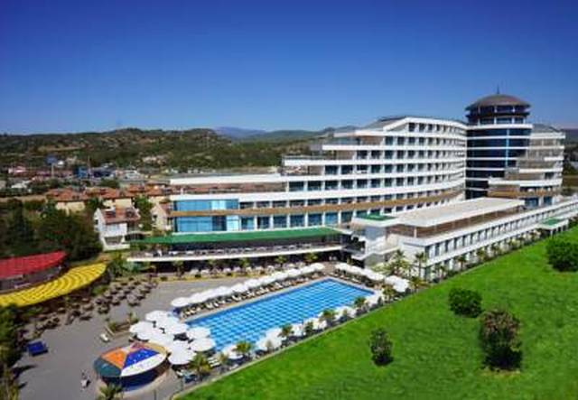 Raymar Resort & Aqua 