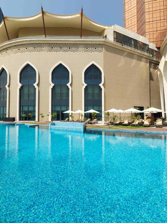Bab Al Qasr Hotel And Residence