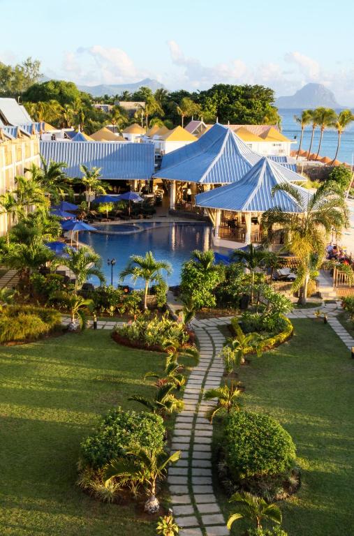 Hotel Pearle Beach Resort Spa