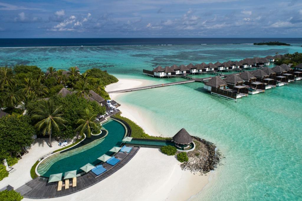 Four Seasons Resorts Maldives at Kuda Huraa