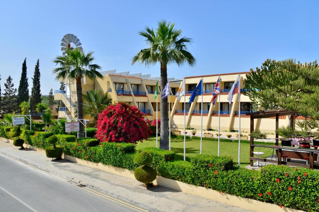 Napa Prince Hotel Apartments