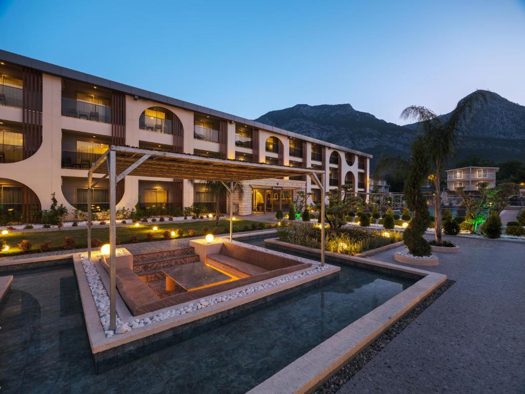 Monk Resort Hotel