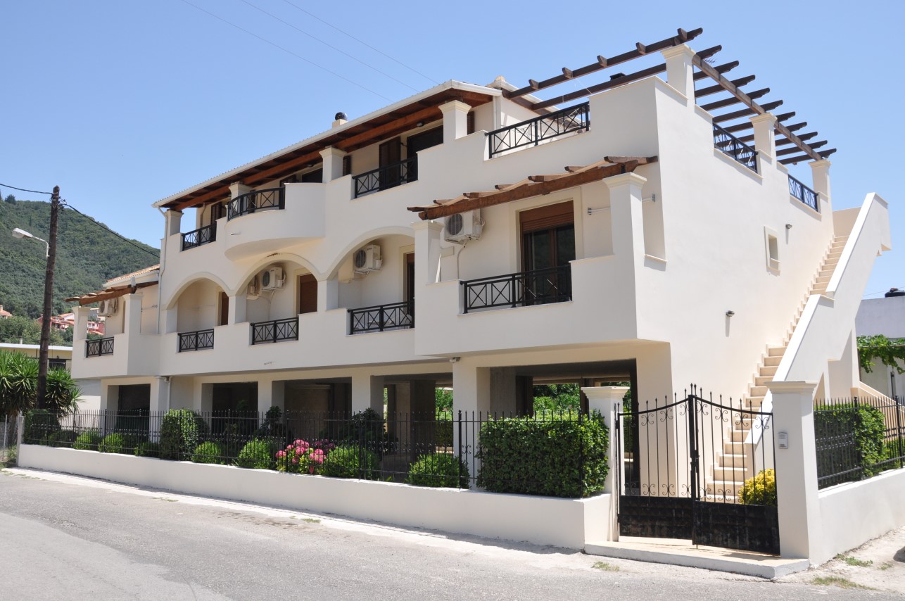 Ilias Apartments Ipsos